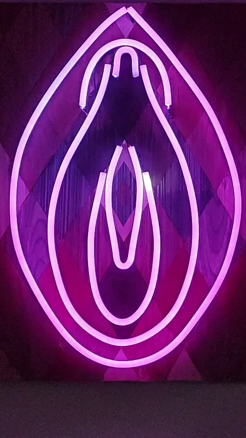 Gallery still 02